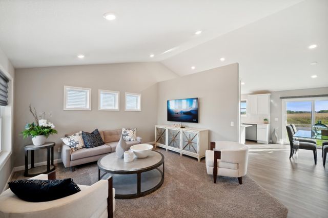 10860 Henslowe Avenue S, Cottage Grove, MN 55016