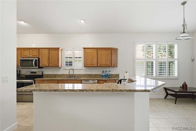 635 W Doerr Path, Hernando, FL 34442