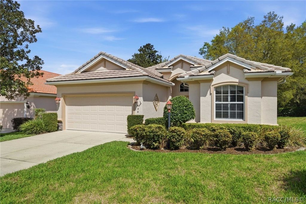 635 W Doerr Path, Hernando, FL 34442