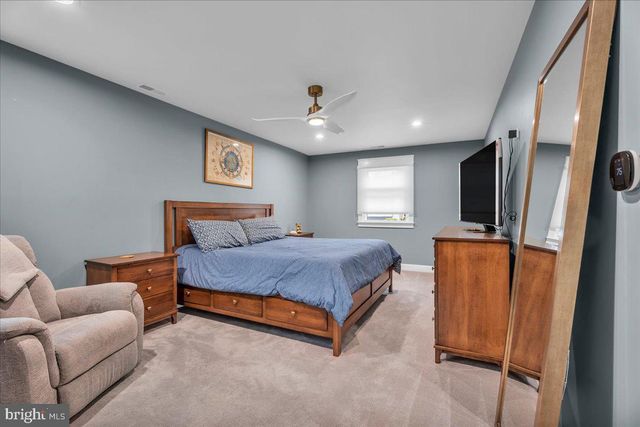 430 HIALEAH DR, Cherry Hill, NJ 08002