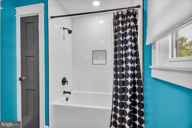 430 HIALEAH DR, Cherry Hill, NJ 08002