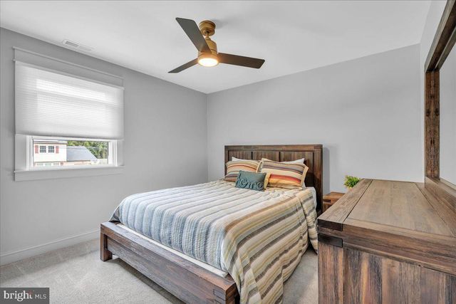 430 HIALEAH DR, Cherry Hill, NJ 08002