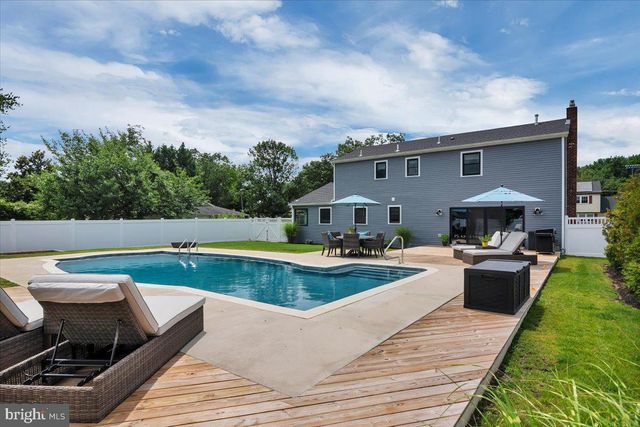 430 HIALEAH DR, Cherry Hill, NJ 08002