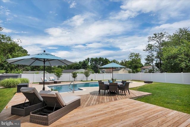 430 HIALEAH DR, Cherry Hill, NJ 08002