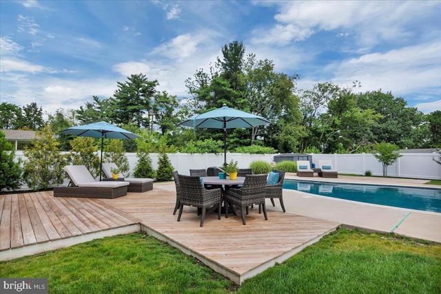 430 HIALEAH DR, Cherry Hill, NJ 08002