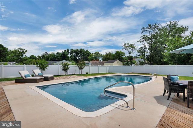 430 HIALEAH DR, Cherry Hill, NJ 08002