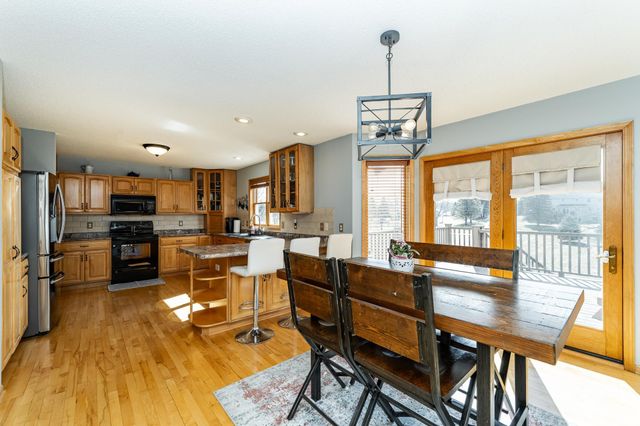 405 5th Street E, Mantorville, MN 55955