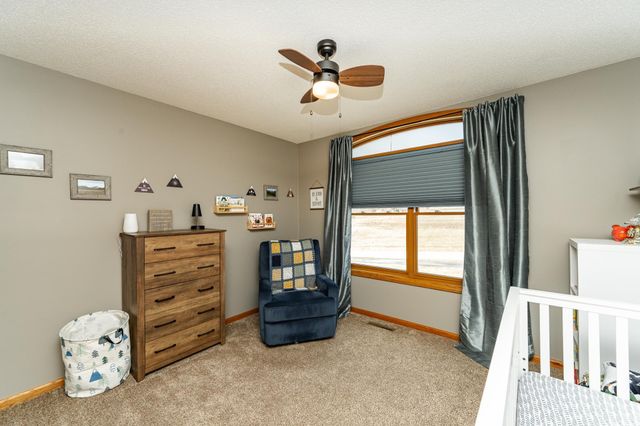 405 5th Street E, Mantorville, MN 55955