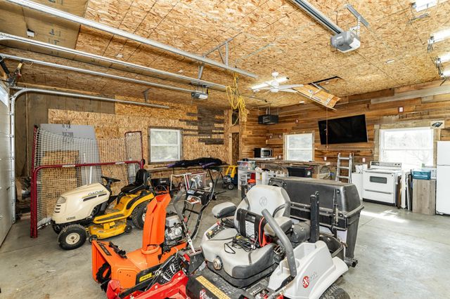 405 5th Street E, Mantorville, MN 55955