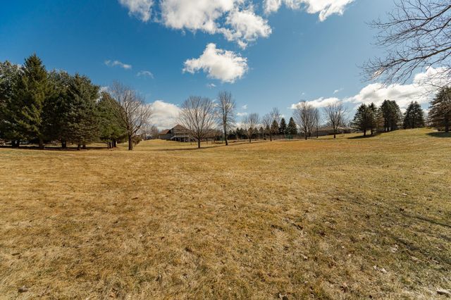 405 5th Street E, Mantorville, MN 55955