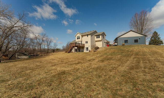 405 5th Street E, Mantorville, MN 55955