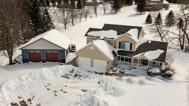 405 5th Street E, Mantorville, MN 55955