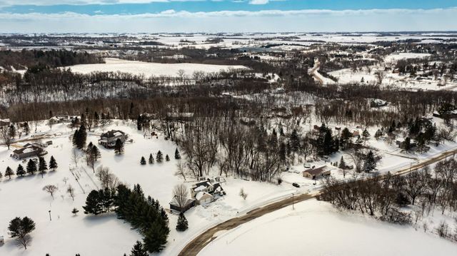 405 5th Street E, Mantorville, MN 55955