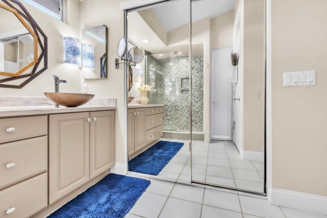 7209 Acorn Glen Loop, Roseville, CA 95747