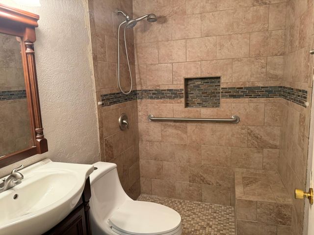 1434 1st Avenue N, Texas City, TX 77590