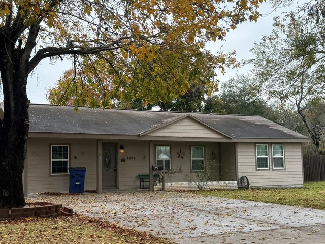 1434 1st Avenue N, Texas City, TX 77590