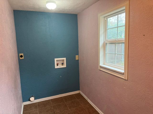 1434 1st Avenue N, Texas City, TX 77590