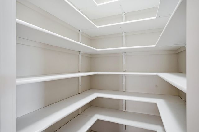 2310 REDMOND CT, Columbia, MO 65203