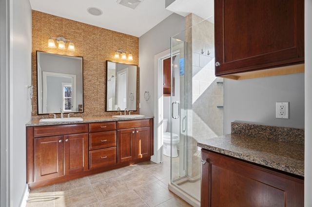 2310 REDMOND CT, Columbia, MO 65203