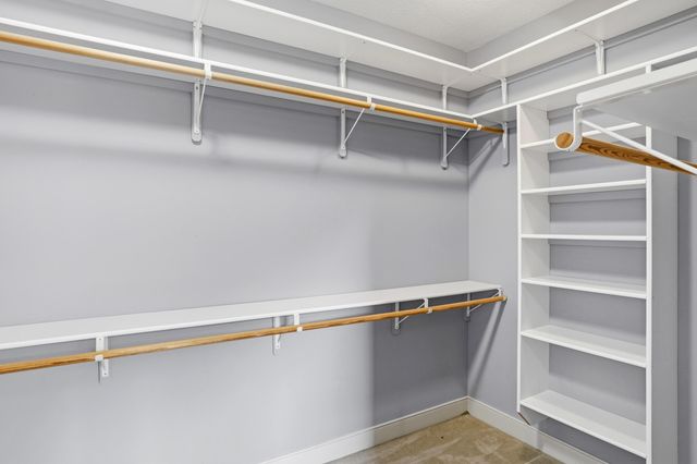 2310 REDMOND CT, Columbia, MO 65203