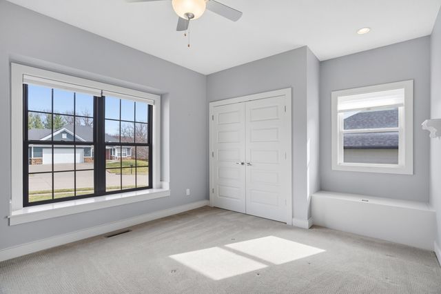 2310 REDMOND CT, Columbia, MO 65203