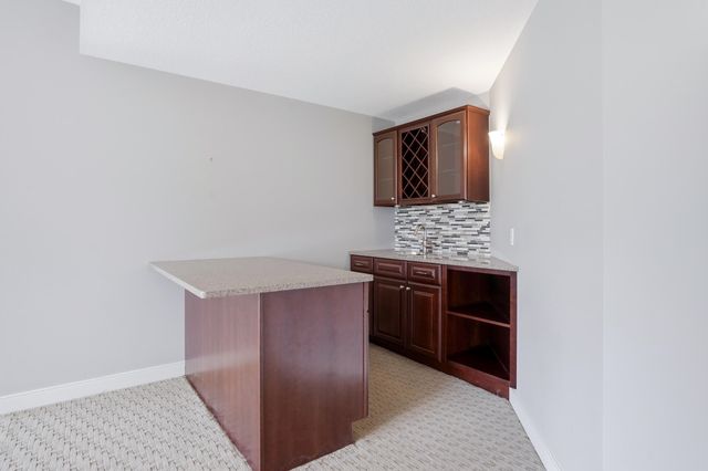 2310 REDMOND CT, Columbia, MO 65203