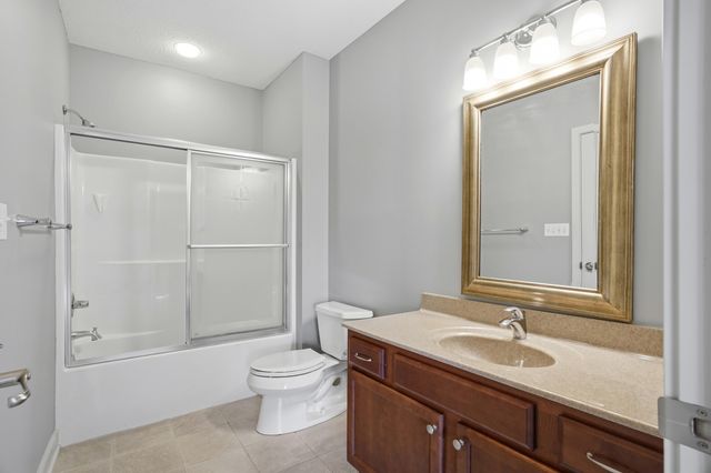 2310 REDMOND CT, Columbia, MO 65203