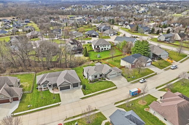 2310 REDMOND CT, Columbia, MO 65203