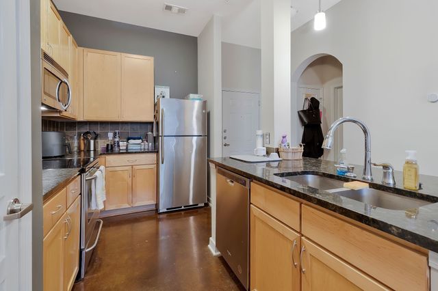 3000 Vanderbilt Pl Apt 141, Nashville, TN 37212