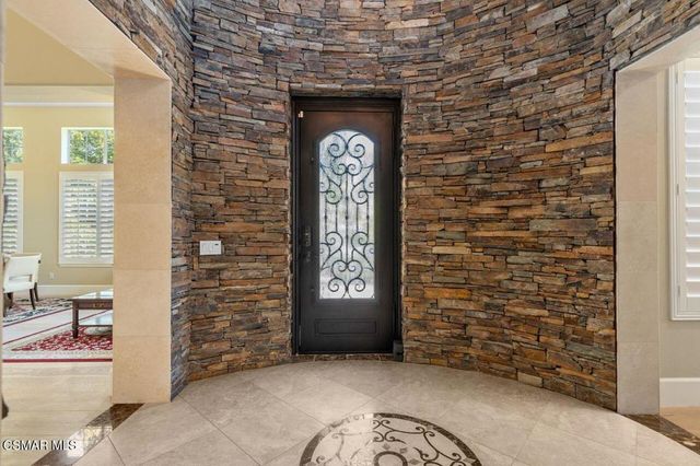 2427 Springbrook Street, Thousand Oaks, CA 91362