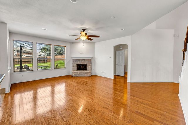 9310 Marble Falls Drive, Arlington, TX 76002