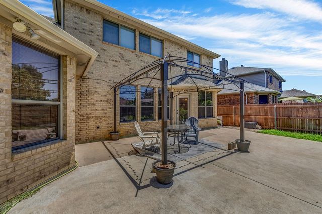 9310 Marble Falls Drive, Arlington, TX 76002