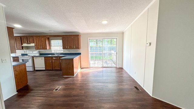 16487 Brittany Way, Conroe, TX 77306