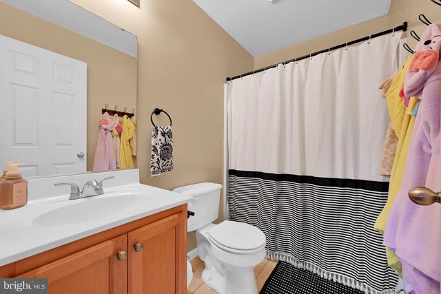 103 PEACH, Newmanstown, PA 17073