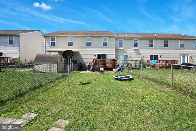 103 PEACH, Newmanstown, PA 17073
