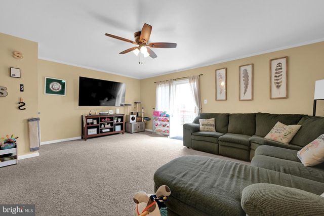103 PEACH, Newmanstown, PA 17073