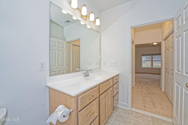 8 Kendra Court, Cohoes, NY 12047