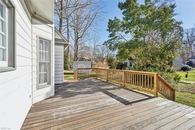 406 Green Tree CV, Newport News, VA 23606