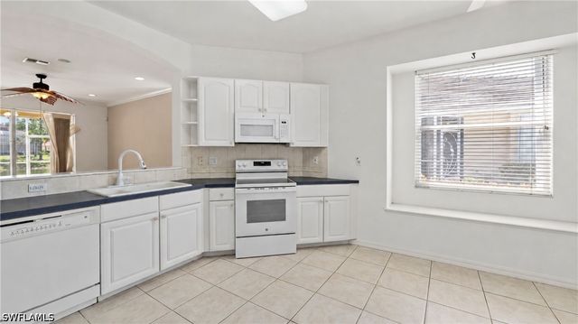 7737 Haverhill CT, Naples, FL 34104