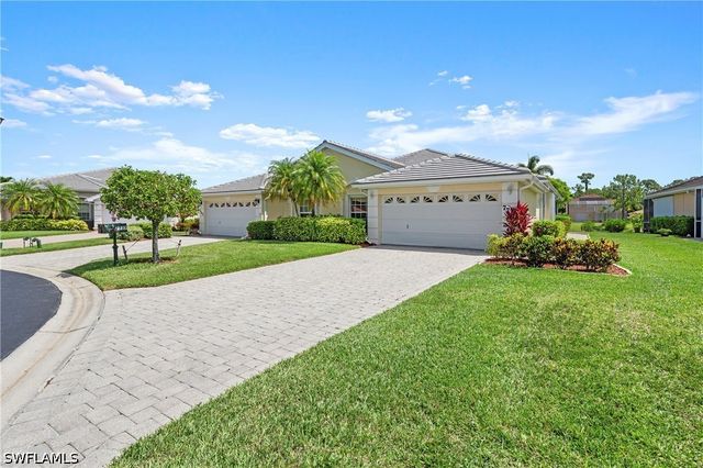7737 Haverhill CT, Naples, FL 34104