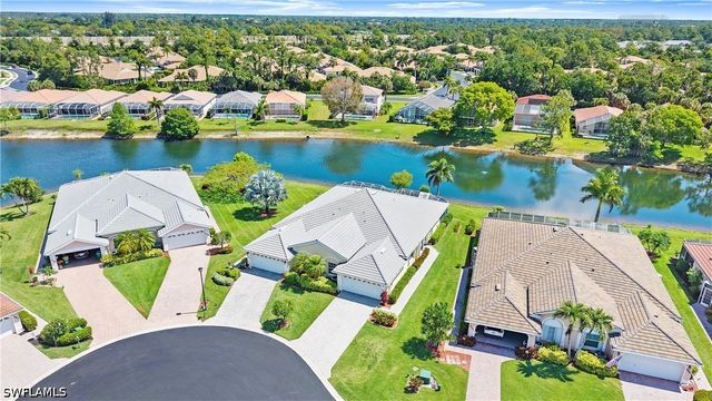 7737 Haverhill CT, Naples, FL 34104