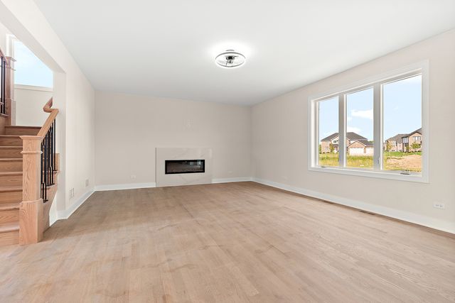 8220 S Stanley Trail S, Frankfort, IL 60423