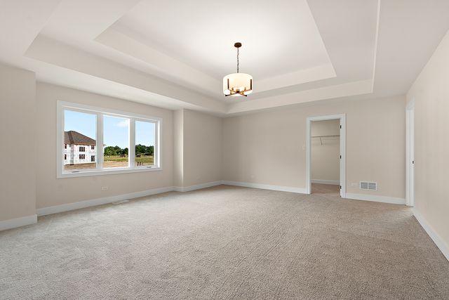 8220 S Stanley Trail S, Frankfort, IL 60423