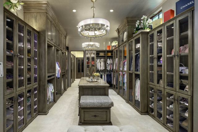 15 Robledo Drive, Dallas, TX 75230