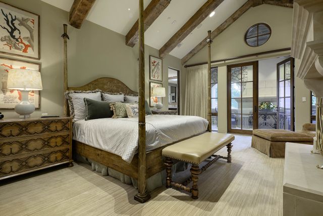 15 Robledo Drive, Dallas, TX 75230