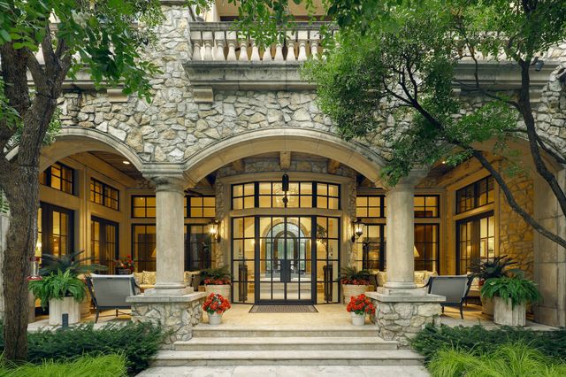 15 Robledo Drive, Dallas, TX 75230