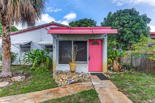 631 NE 56th Ct, Oakland Park, FL 33334