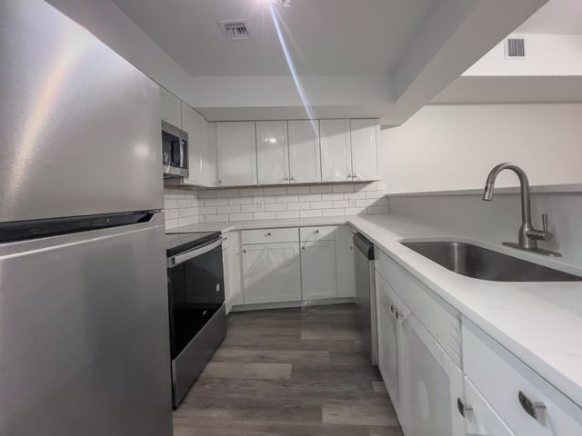151 Calhoun Street B, Charleston, SC 29401