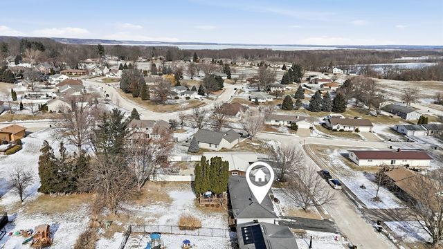 302 Baker Street, Fulton, IL 61252