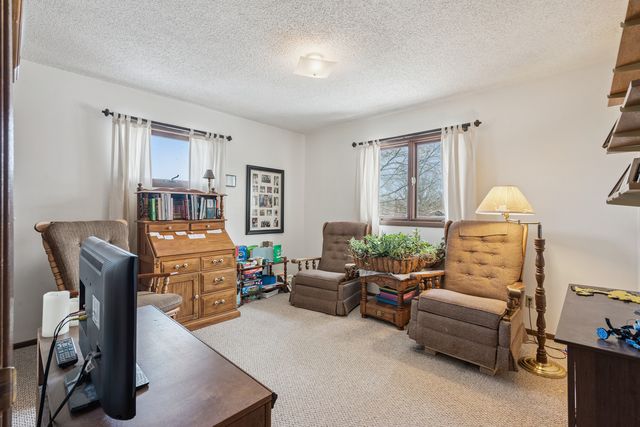 302 Baker Street, Fulton, IL 61252